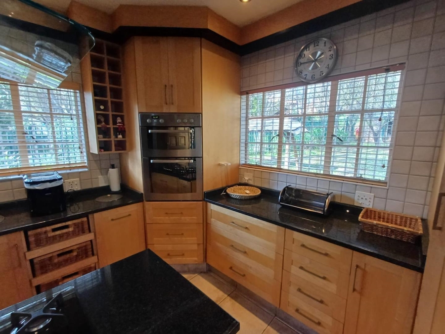 9 Bedroom Property for Sale in Willow Grange Free State